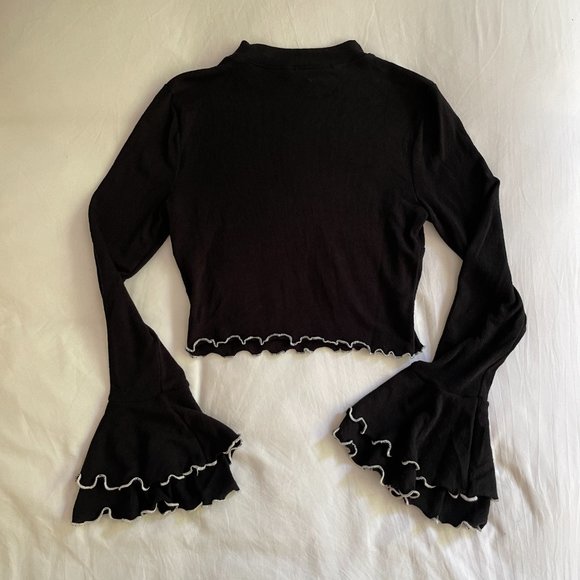 LOST + WANDER Austin Flare Sleeve Crop Top - Picture 7 of 9